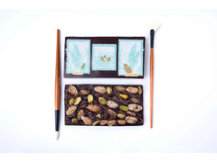 Chocolate Art - Dark chocolate bar art with pistachios and salt & pepper caramelized almonds - M. Cacao